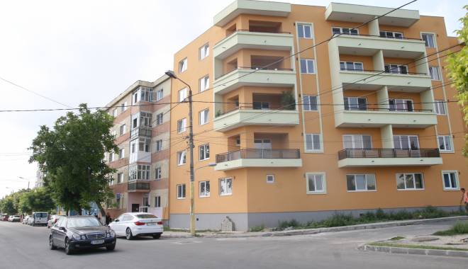 Uniunea Asociațiilor de Proprietari organizează cursuri pentru administratorii de bloc - techirghiolblocuri27-1452685988.jpg