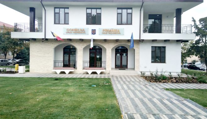 Primăria Techirghiol oferă tichete sociale de Paște persoanelor defavorizate - techirghioltichete-1648051442.jpg