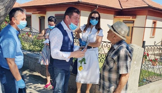 Seniorii din oraşul Techirghiol, premiaţi de autorităţile locale - techirghioltraditie2-1629823423.jpg