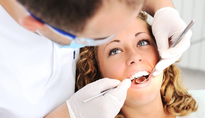 Examen pentru obținerea gradului de medic dentist și farmacist - teethcleaning-1368221660.jpg