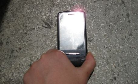 Au vrut să bage, pe ascuns, telefoane și cartele SIM în Penitenciarul Poarta Albă - tel-1322991231.jpg