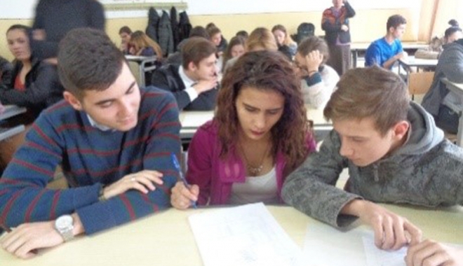 La TELECOM, s-au împărțit diplome… neprețuite - telecom-1480253077.jpg