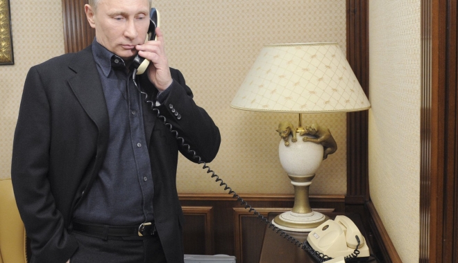 Rusia pune sub supraveghere internetul și rețelele mobile - telefon-1467956432.jpg
