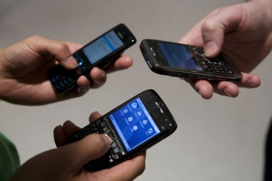 ADIO Romtelecom și Cosmote - telefonie-1410515796.jpg