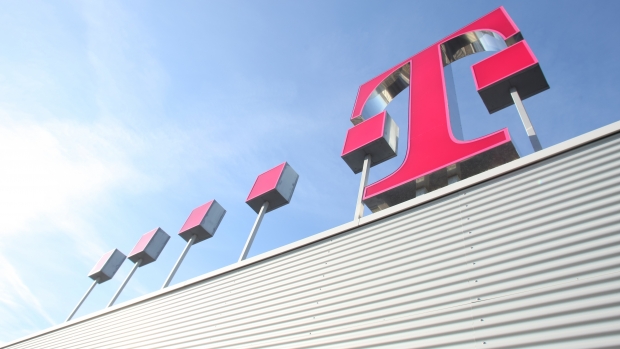 Lucrări Telekom. Se intervine pe mai multe străzi din Constanța - telekom19180800-1467979379.jpg
