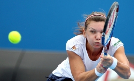Tenis, Fed Cup / Simona Halep punctează pentru România - tenis-1328269378.jpg