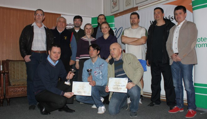 Campionii Cupei Presei la tenis de masă, premiați la Complexul Cleopatra - tenis-1333057137.jpg