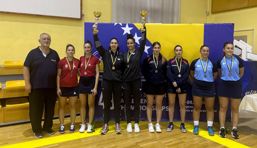 România a obţinut opt medalii la Campionatele Balcanice de la Sarajevo la tenis de masă - tenis-masa-medalie-1725890298.jpg