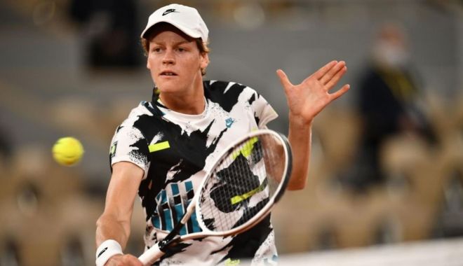 Info Roland Garros / Mare surpriză: la 19 ani, sfert-finalist! - tenis2-1601888794.jpg