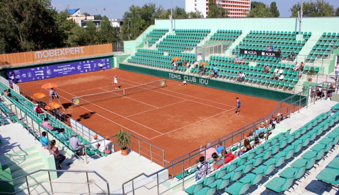Favoriții Naționalelor U14 joacă, astăzi, la CS Idu Mamaia - tenisclubidu35-1369070505.jpg