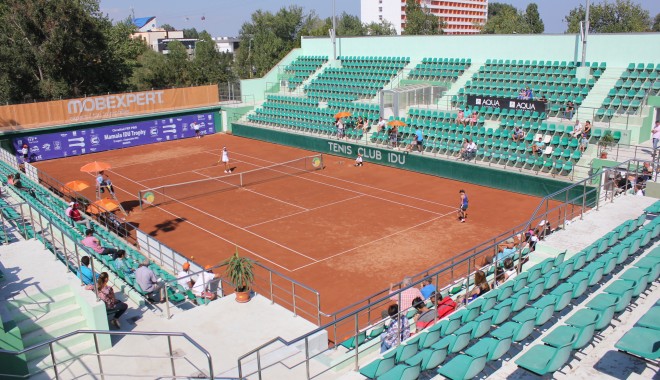 Trei constănțeni au acces în optimi la Mamaia IDU Juniors U16 - tenisclubidu35-1370327121.jpg