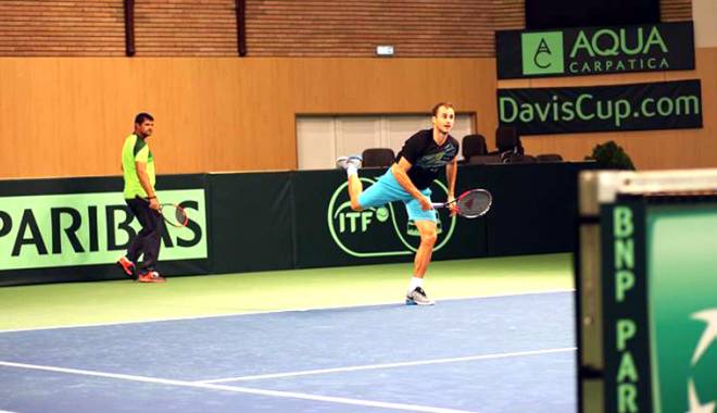 Marius Copil și Blaz Rola deschid 