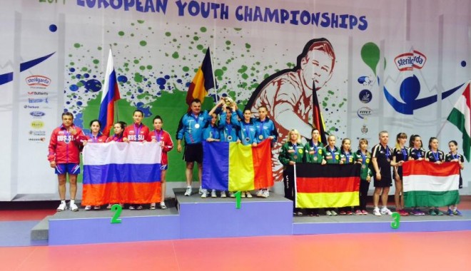 Tenis de masă / România pe podium la CE pentru cadeți si juniori - tenisdemasacupa1-1405493783.jpg