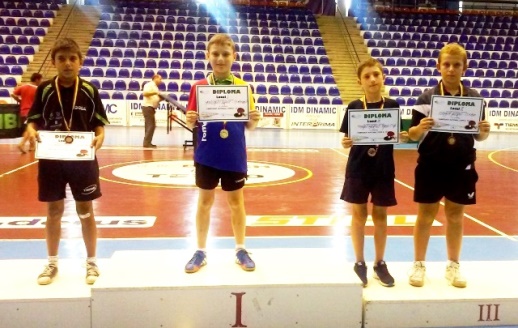 Tenis de masă: CS Farul, bronz la CN de copii 8-10 ani - tenisdemasasursafrtenismasa-1441614709.jpg