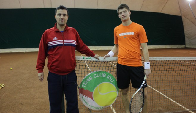 Ion Efrim s-a calificat în semifinale la Mamaia Idu Juniors Cup - tenisiduefrim-1370540636.jpg