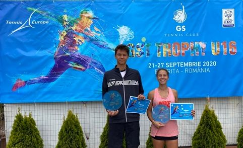 Tenismen de la TC Bright Constanţa, învingător în turneul U16 de la Bistriţa - tenislucaonline-1601463292.jpg