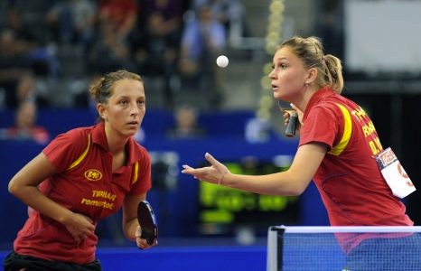 Tenis de masă / România a fost învinsă de Cehia, 0-3 - tenismasa-1353488441.jpg