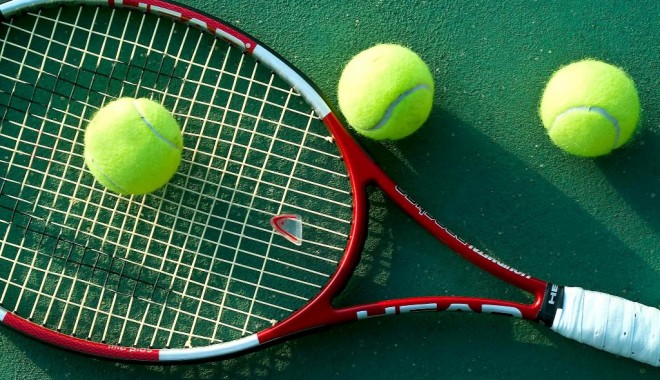 Tenis spectacol, cu Hagi și Pavel - tennis-1334253943.jpg