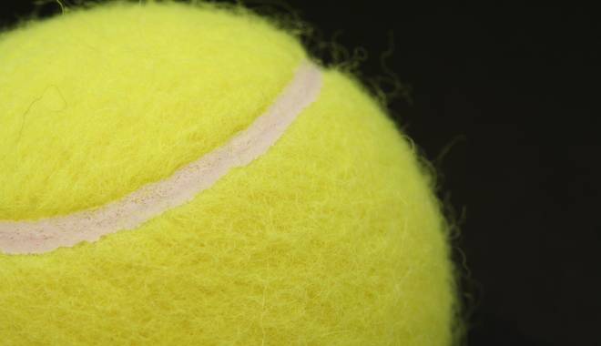Tenis / Raluca Olaru și Anna Tatishvili, în finala probei de dublu a challengerului de la Vancouver - tennisball02-1440248094.jpg