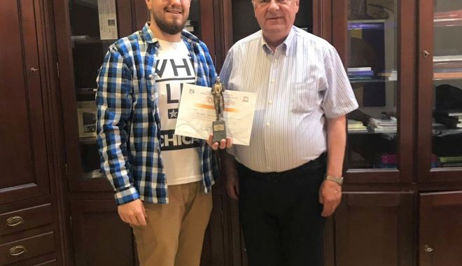 Tenorul Mădălin Băldău, premiat la Slobozia - tenor2-1559506217.jpg