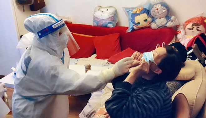 Tensiunile cresc în Shanghaiul carantinat. Oamenii cer vecinilor care au Covid să se mute din bloc - tensiunishanghai-1650372756.jpg