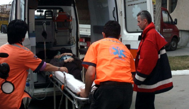 Tentativă de sinucidere, la 15 ani: și-a pus ștreangul de gât și a așteptat ambulanța - tentativasinucidere15ania-1398878552.jpg