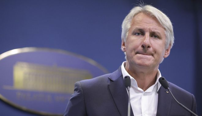Proiectul lui Teodorovici ce prevede închisoare pentru neplata contribuțiilor a trecut tacit de Senat - teo-1574795686.jpg