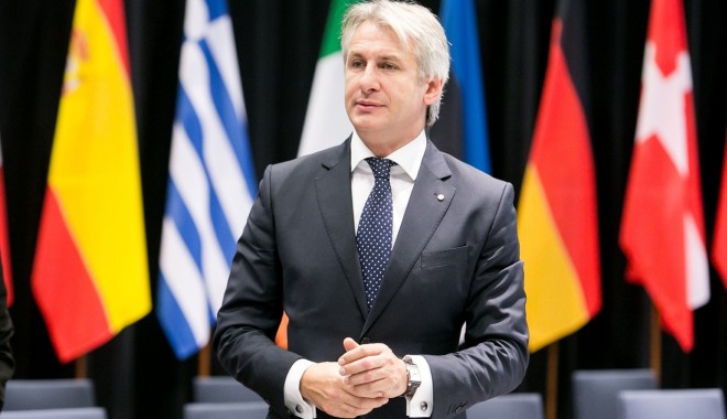 Ministrul fondurilor europene se întâlnește cu comisarul european pentru politică regională - teodorovici-1390297543.jpg