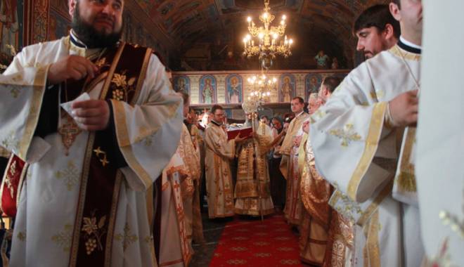 IPS Teodosie va oficia la Biserica Sf. Mina, din parcul Tăbăcăriei - teodosiemina-1415546744.jpg