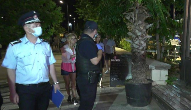 Terase din stațiunea Mamaia, fără bonuri fiscale și cu băuturi de contrabandă - terasemamaia-1594739838.jpg
