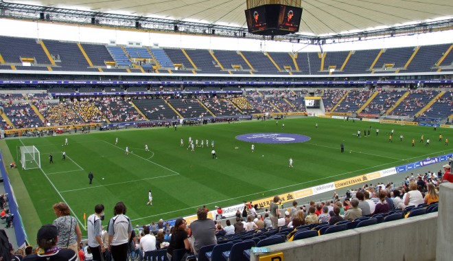 Fotbal / Unde și când poți cumpăra biletele pentru Turcia - România - teren-1348050909.jpg
