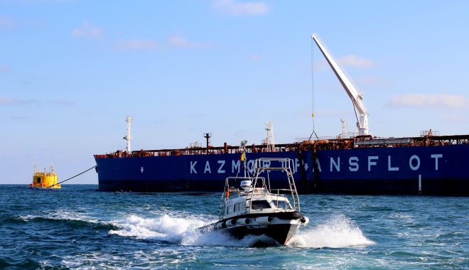 Două tancuri petroliere ajung în portul Midia, cu ţiţei pentru rafinăria Petromidia - terminaloffshoremmt-1648132898.jpg