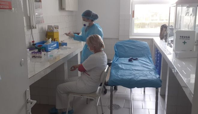 Toți angajații Spitalului Hârșova, testați pentru COVID 19 - testarespitalulharsova-1586975463.jpg