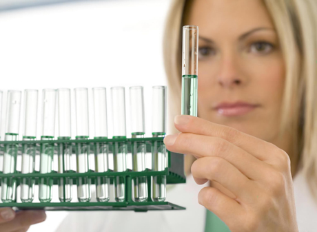 Câte studii clinice se realizează anual în domeniul medical - testeclinicespitaleweb-1368520711.jpg