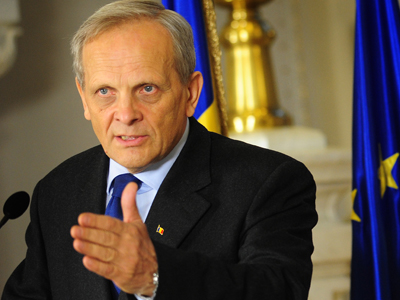 Theodor Stolojan nu crede că este un candidat 
