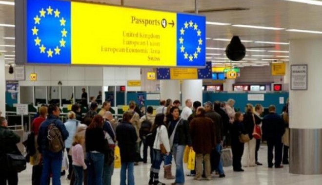 Noi MĂSURI DURE în Marea Britanie pentru reducerea numărului de imigranți români - thetelegraphnoulvaldeimigrantiro-1385539103.jpg