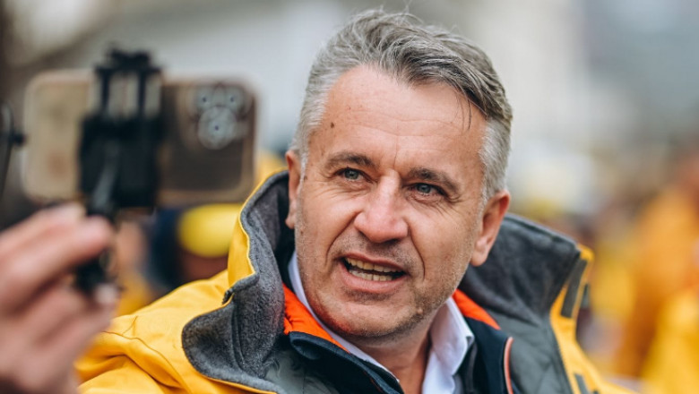 Tiberiu Boşutar instigă la aruncarea în aer a sediului Prefecturii şi al BEJ: 