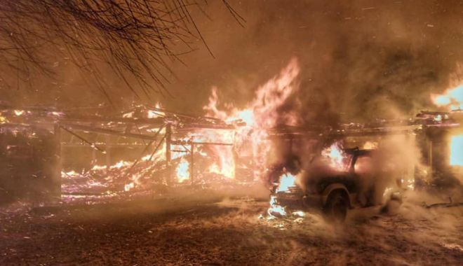 Un bărbat a murit în noaptea de Revelion după ce a adormit cu țigara aprinsă - tigara-1641031846.jpg