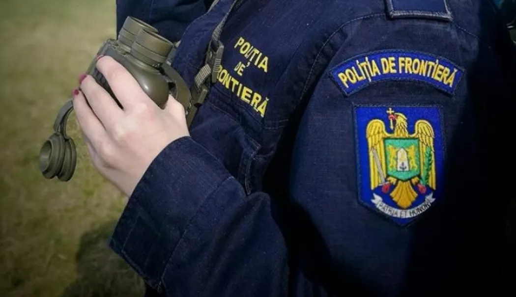 Operațiune de amploare la frontieră, zeci de mii de țigarete ilegale găsite în mijloace de transport internaționale - tigarete-frontiera-1777718542.webp