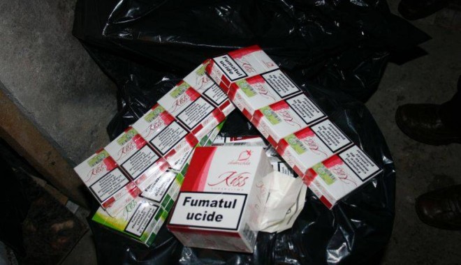 Peste 10.000 de țigări contrafăcute, confiscate la Mangalia - tigari-1382095413.jpg