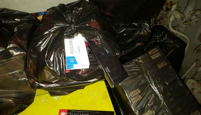 Mii de pachete de țigări de contrabandă, găsite la bordul unei nave din Portul Constanța - tigaricontrabanda2-1521630349.jpg