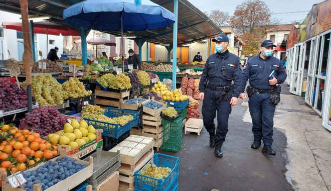 Bișnițar prins în flagrant, în Piața Griviței - tigarijandarmi-1612714325.jpg
