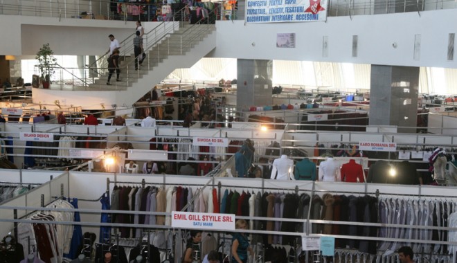Târgul Național de Îmbrăcăminte - Încălțăminte TINIMTEX 2014 se deschide astăzi - timintexpavilionimbracamintetoam-1410888745.jpg