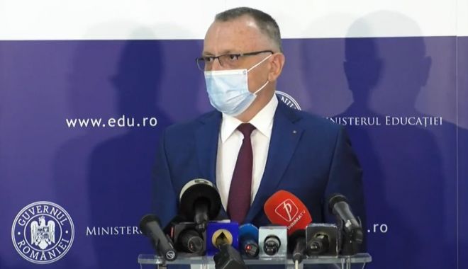 Sorin Cîmpeanu: „Testele din salivă vor ajunge săptămâna viitoare în școli” - timpeanu-1635765812.jpg
