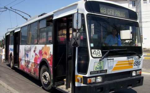 Controlorii RATC vânează elevii fără bilet de autobuz - timthumb-1347654038.jpg