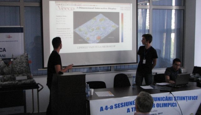 Olimpicii și-au dat întâlnire la sesiunea de comunicări științifice - tineri-1505296206.jpg