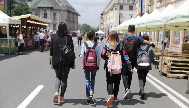 15% dintre tineri au renunţat la studii în 2019 - tineriaurenuntatlaeducatiesursaa-1601622779.jpg
