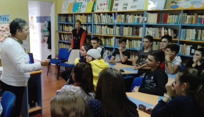 Tinerii din Poarta Albă, învățați să relaționeze între ei - tineriidinpoartaalba-1574973560.jpg