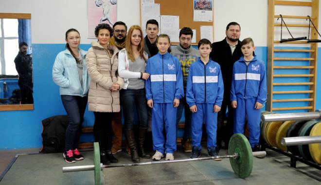 Tinerii liberali sprijină sportul constănțean - tineriiliberalisprijina-1424106518.jpg