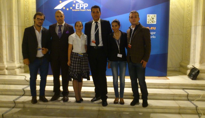 Tinerii din PDL Constanța au participat la Congresul PPE - tineripdlppe-1350640422.jpg